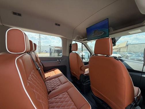 2018 Ford Transit-350 XL