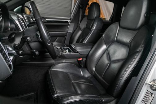 2012 Porsche Cayenne Cayenne