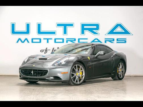 2011 Ferrari California Base