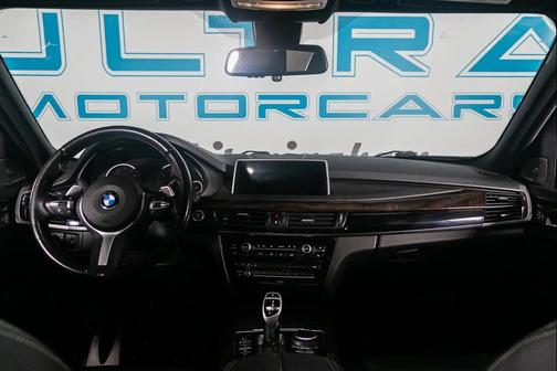BLACK 2018 BMW X5 xDrive50i