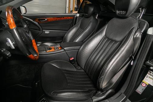 BLACK 2009 Mercedes-Benz SL-Class 2dr Roadster 5.5L V8