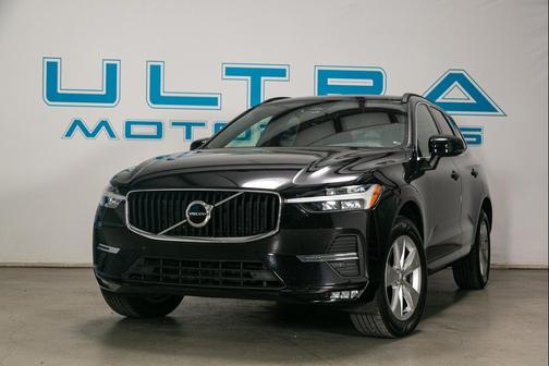 2022 Volvo XC60 B5 Momentum