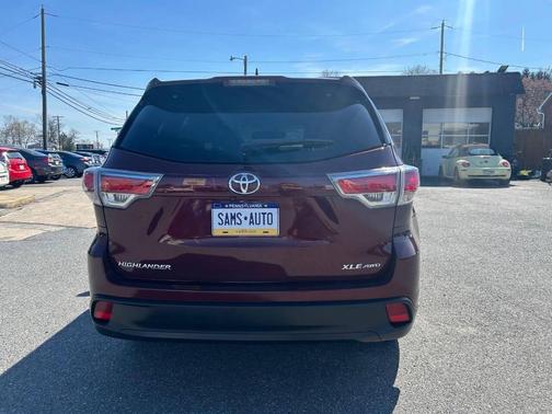 Ooh La La Rouge Mica 2014 Toyota Highlander XLE