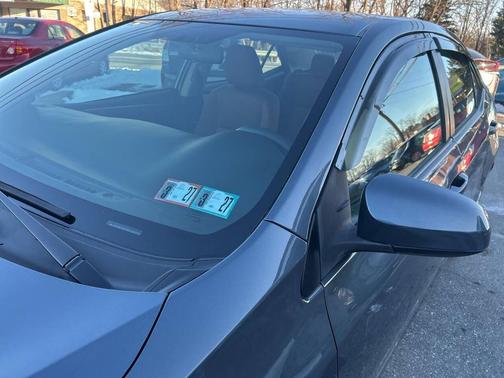 2016 Toyota Corolla LE Plus