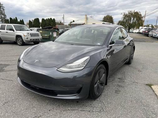 2018 Tesla Model 3 Performance