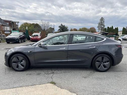 2018 Tesla Model 3 Performance