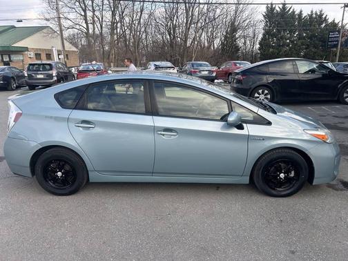 2013 Toyota Prius Three