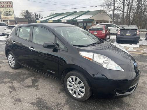 2017 Nissan Leaf SV 4dr Hatchback