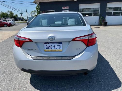 Classic Silver Metallic 2014 Toyota Corolla LE