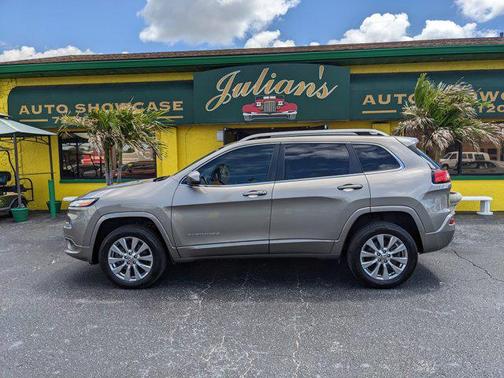 2016 Jeep Cherokee Overland