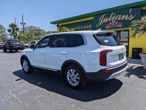 2022 Kia Telluride LX