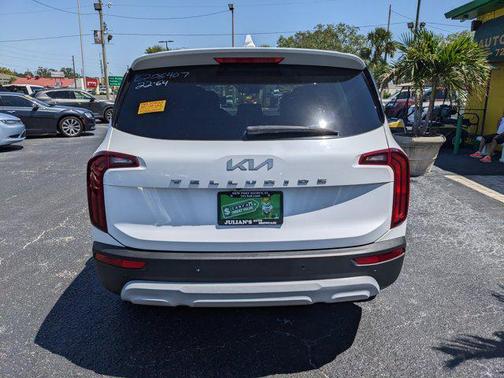 2022 Kia Telluride LX
