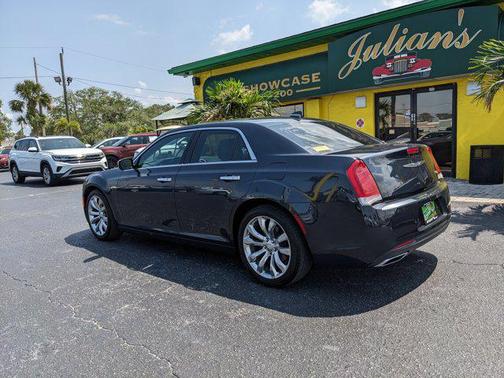 2017 Chrysler 300C Base