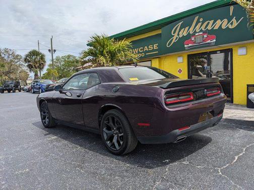 2020 Dodge Challenger SXT