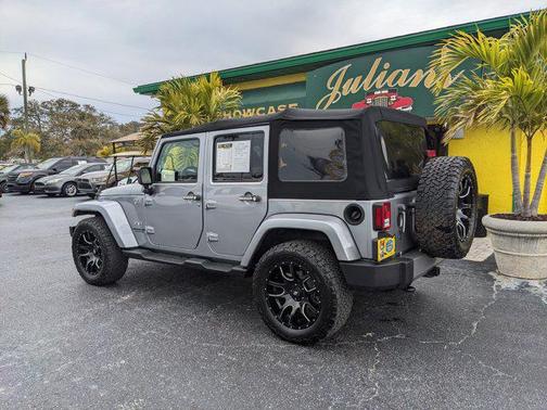 2017 Jeep Wrangler Unlimited Sahara