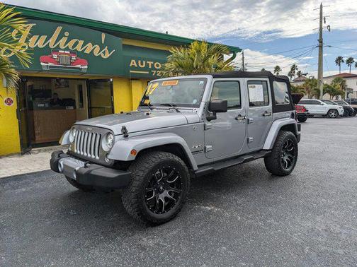 2017 Jeep Wrangler Unlimited Sahara