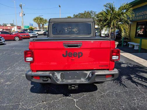 2021 Jeep Gladiator Sport
