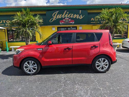 2015 Kia Soul +