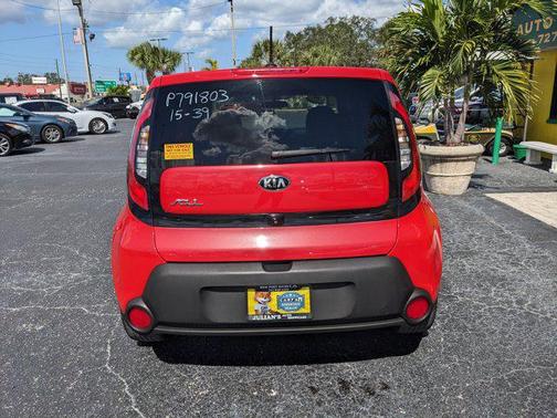 2015 Kia Soul +