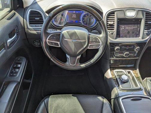 2019 Chrysler 300 Limited