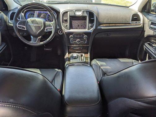 2019 Chrysler 300 Limited