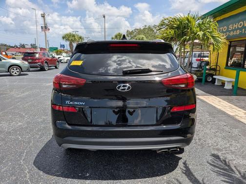 Black Noir Pearl 2019 Hyundai TUCSON Sport