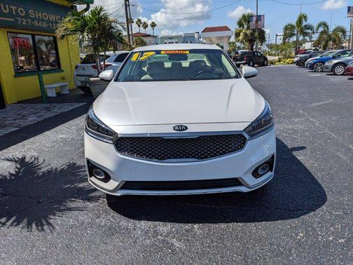 2017 Kia Cadenza Premium