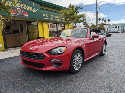 2019 FIAT 124 Spider Base