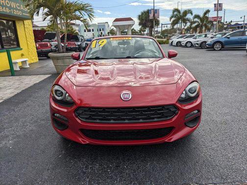 2019 FIAT 124 Spider Base