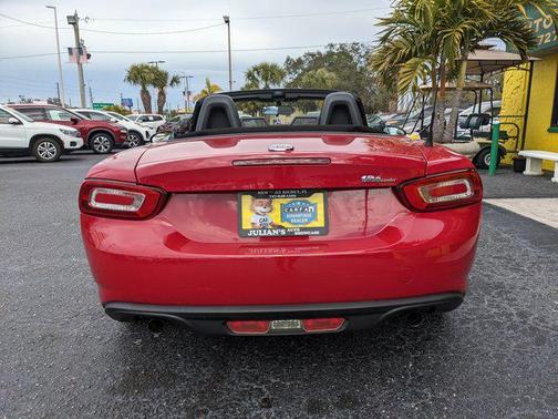 2019 FIAT 124 Spider Base