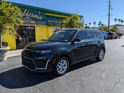 2023 Kia Soul LX