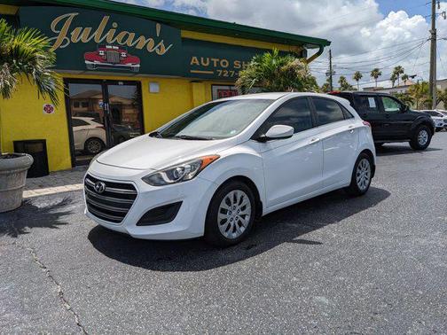 2016 Hyundai Elantra GT Base