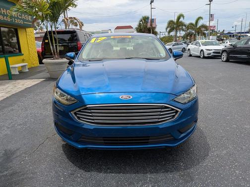 Lightning Blue 2017 Ford Fusion SE