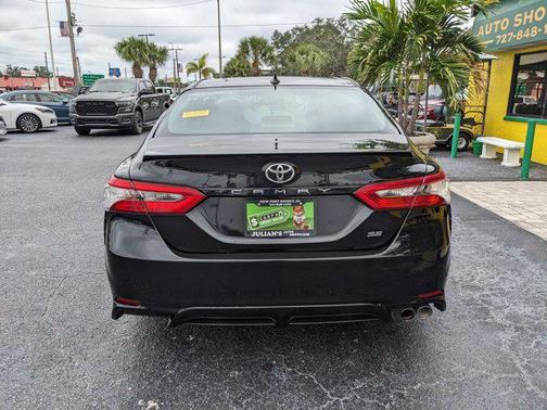 2019 Toyota Camry SE