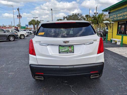 2018 Cadillac XT5 Base