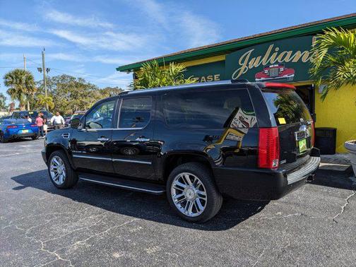 2011 Cadillac Escalade ESV Base