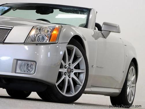 2006 Cadillac XLR Base