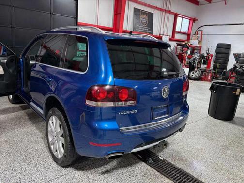 2010 Volkswagen Touareg VR6