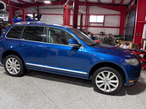 2010 Volkswagen Touareg VR6