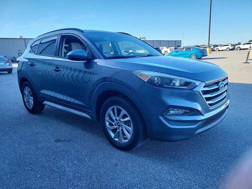 2018 Hyundai TUCSON SEL
