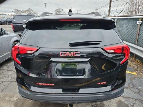 Ebony Twilight Metallic 2018 GMC Terrain SLE