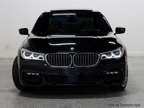 2016 BMW 750 i xDrive