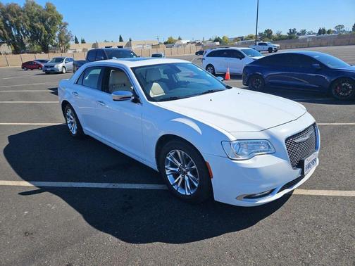 2015 Chrysler 300C Base