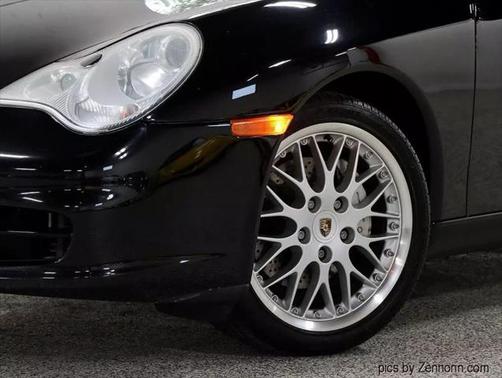 2002 Porsche 911 Carrera 4