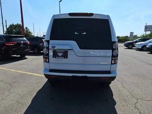 White 2016 Land Rover LR4 Base