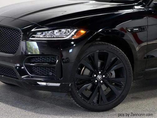 Black 2017 Jaguar F-PACE 35t R-Sport