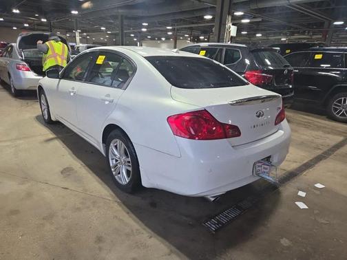 Moonlight White 2013 INFINITI G37x Base