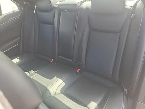 2013 Chrysler 300C Base