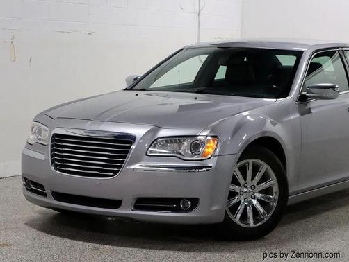 2013 Chrysler 300C Base