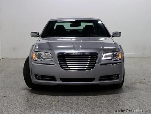 2013 Chrysler 300C Base